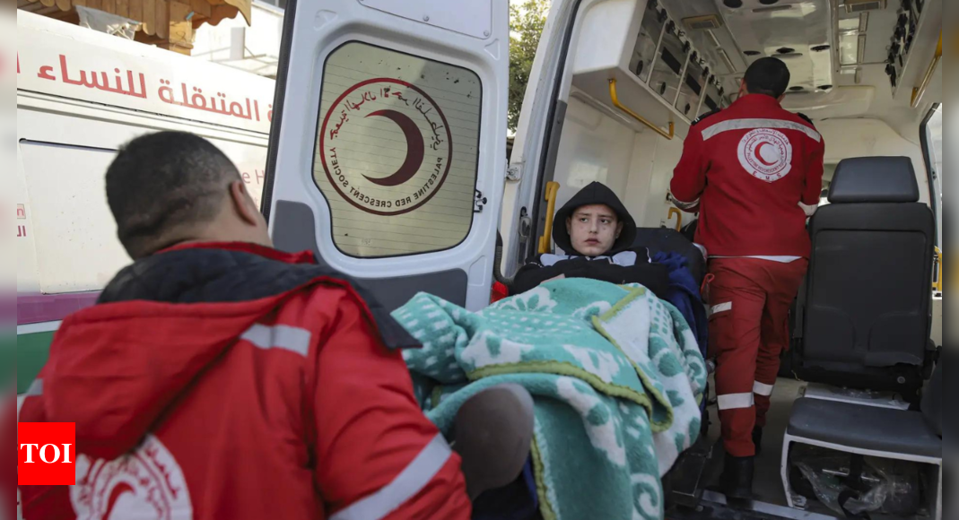 50-Gaza-patients-exit-through-Rafah-crossing-to-Egypt-as.jpg