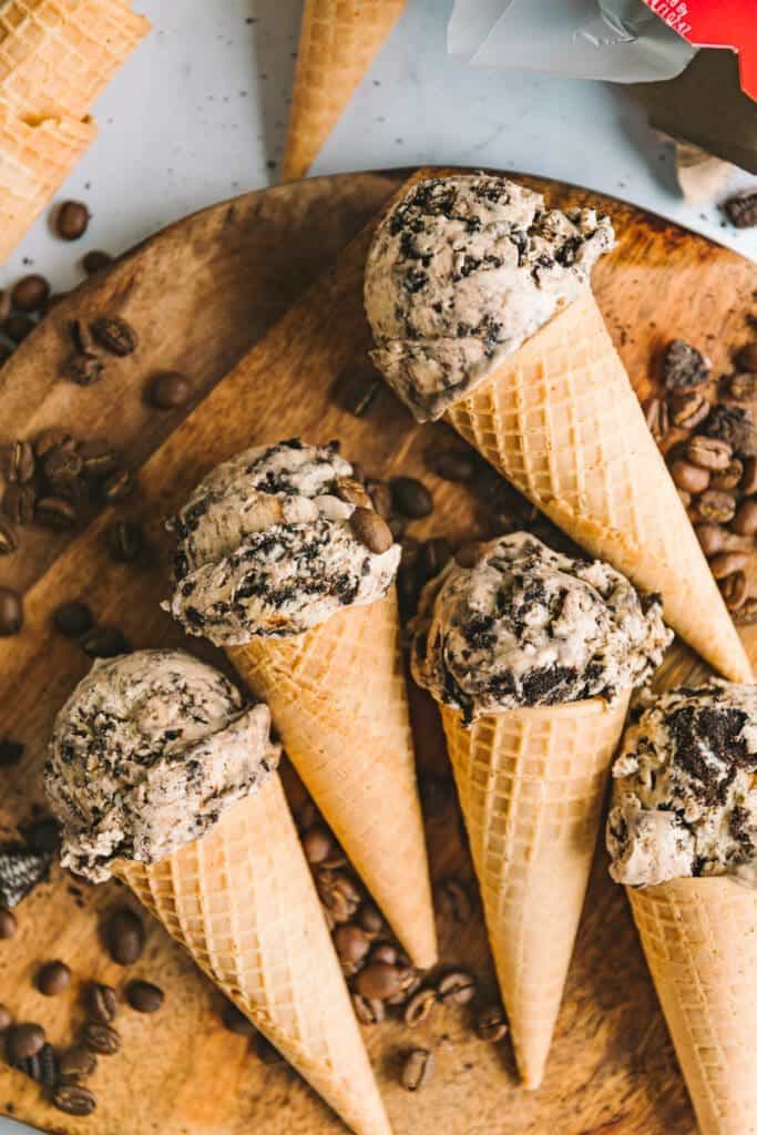 several coffee ice cream cones bunched together