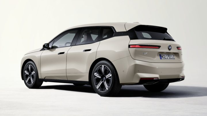 BMW iX xDrive45