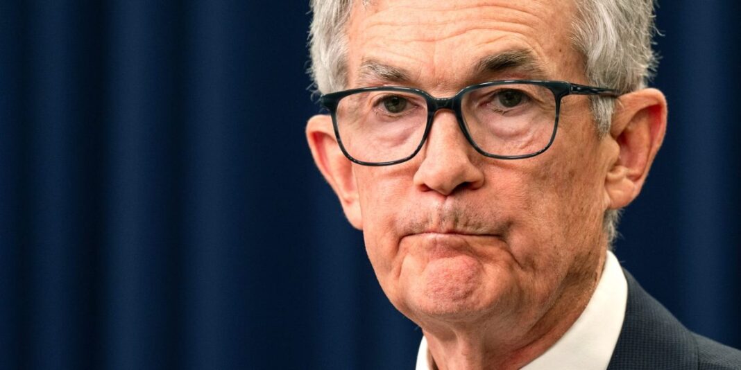 Former-BLS-chief-warns-Powell-is-flying-blind-at-a.jpg