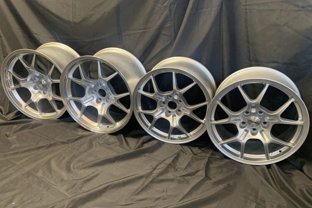 No-Reserve-18×9″-and-19×115″-BBS-Wheels-for-Ford-GT.jpg