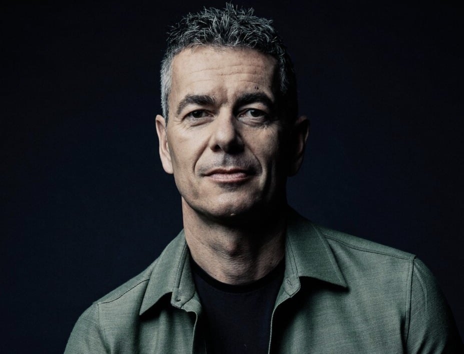 Robert Kyncl signs new deal as Warner Music Group’s CEO