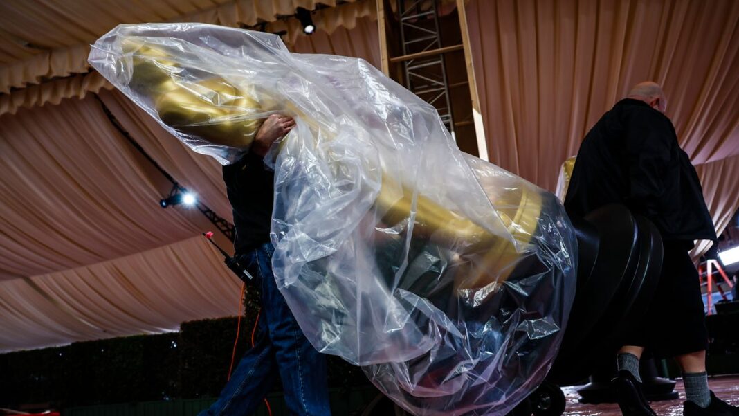 The Oscars Head to YouTube