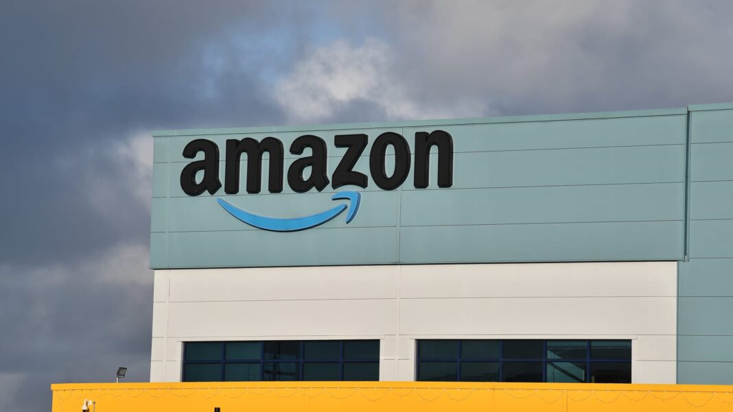 Amazon plans first big-box retail store in Chicago suburb